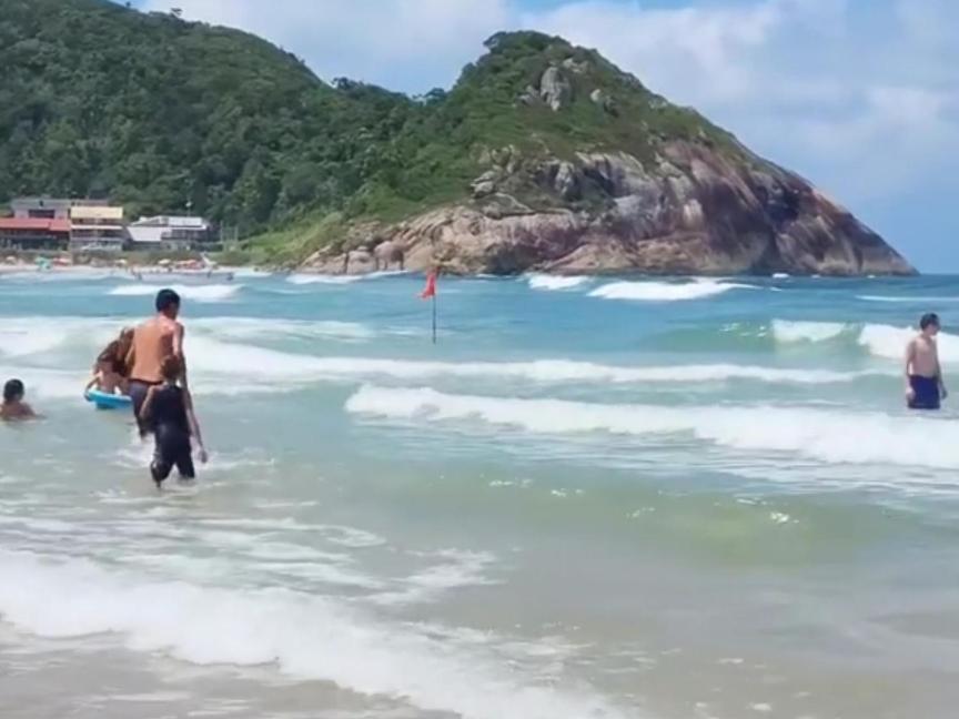 Apartamento na Praia da Enseada, 100 mt praia Sao Francisco do Sul Exterior foto